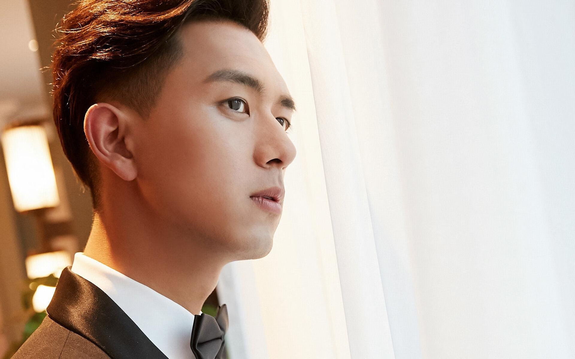 燃情欧冠夜，球迷狂欢不夜城